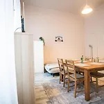 Apartament Entire Spacious In *