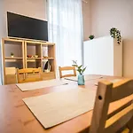 Apartament Entire Spacious In