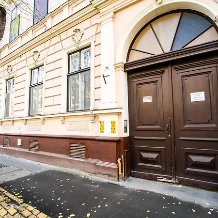 Spacious In Apartment